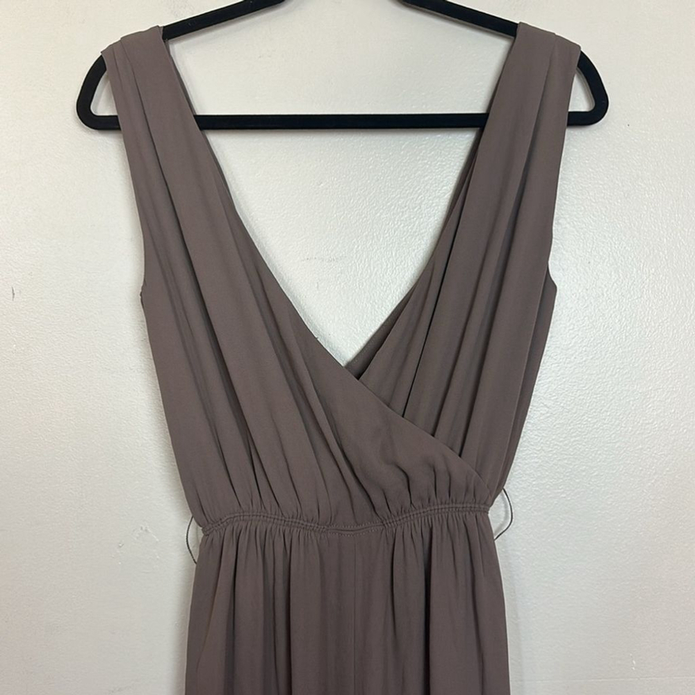Aritzia Babaton Maximillian Wide Leg V-Neck Culotte Jumpsuit in Taupe - Picture 12 of 12